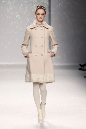 casa di moda  aw 08-09 LuisaBecaria_002.jpg